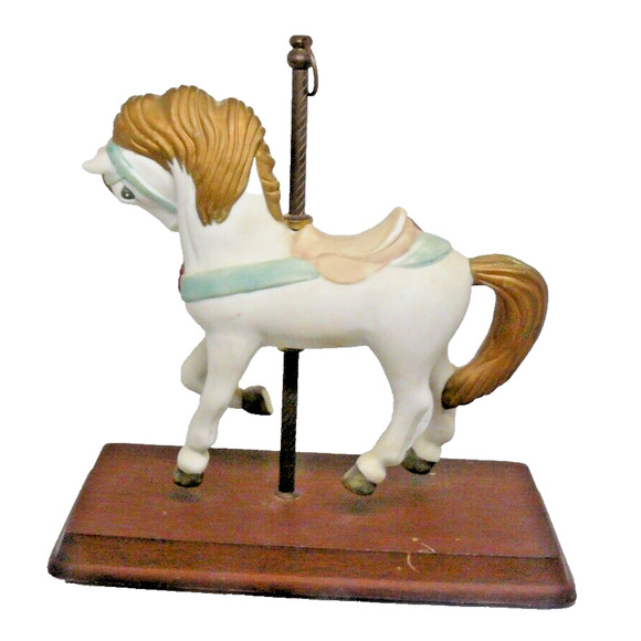 White Carousel Horse Gold Mane Paul Sebastian Bisque Porcelain 7” Tall VTG - Picture 2 of 6